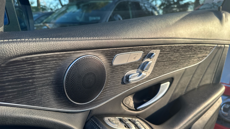 Mercedes-Benz GLC 300de 4Matic AMG Line Premium Plus 5dr 9GTron Estate